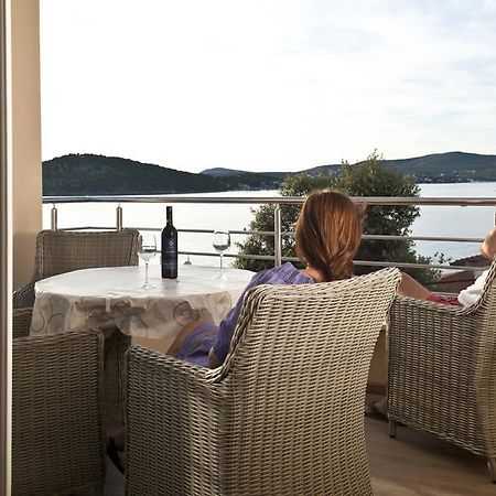 Apartments Villa Laguna With Pool Ražanj Rom bilde
