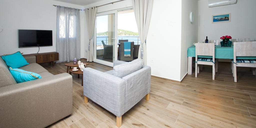 Apartments Villa Laguna With Pool Ražanj Rom bilde