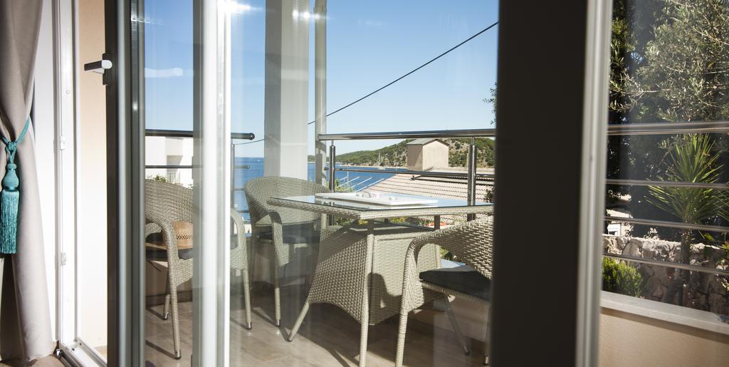 Apartments Villa Laguna With Pool Ražanj Rom bilde