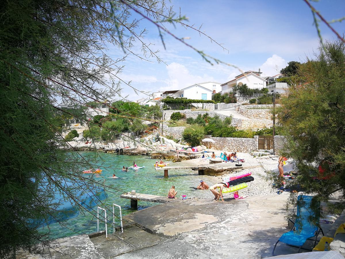 Apartments Villa Laguna With Pool Ražanj Eksteriør bilde